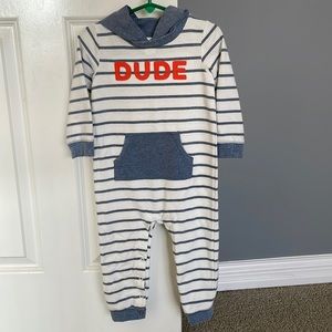 Carter’s 24month boys jumper.
